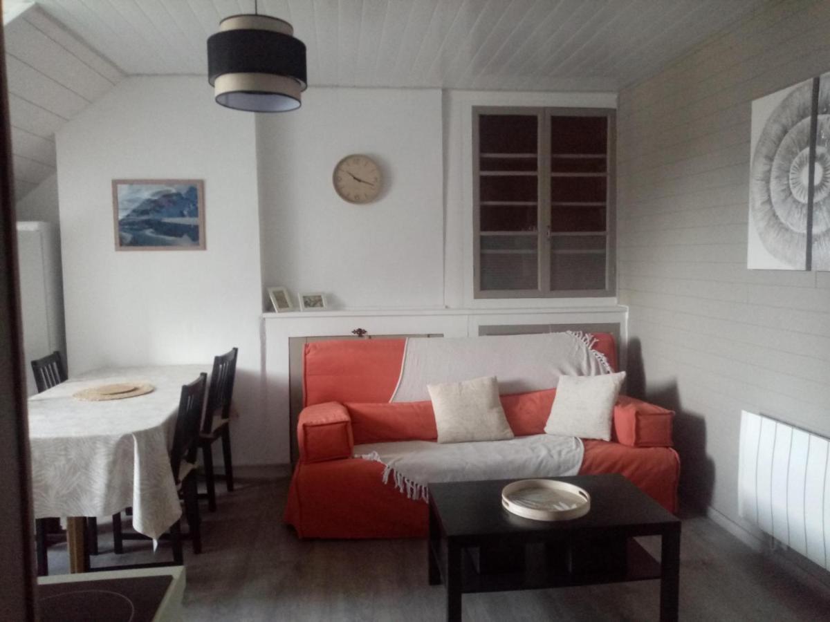 Charmant Appartement Au Centre De Баньєр-де-Бігорр Екстер'єр фото